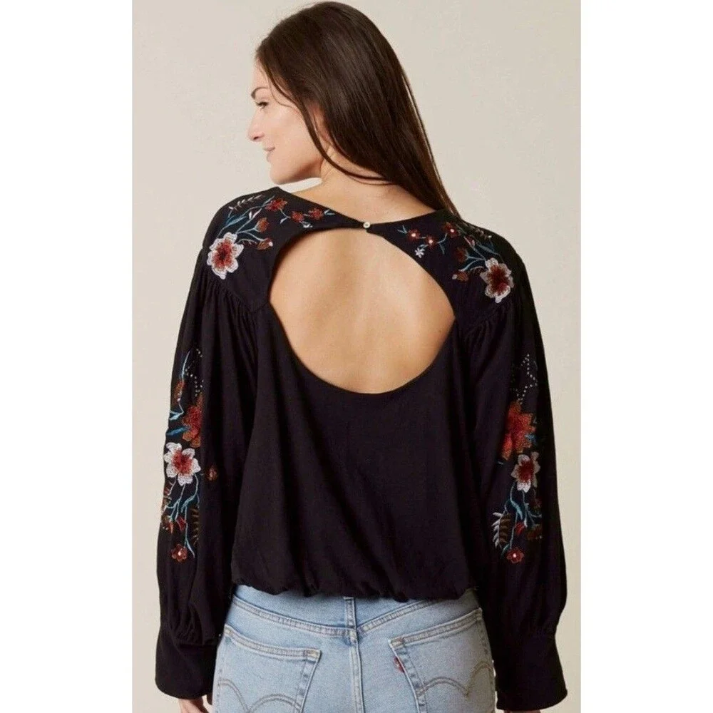 Free People Whimsical Embroidery Black Top Size M - Picture 4 of 8